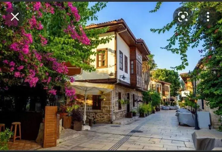 City Center Comfortable Apartment Antalya